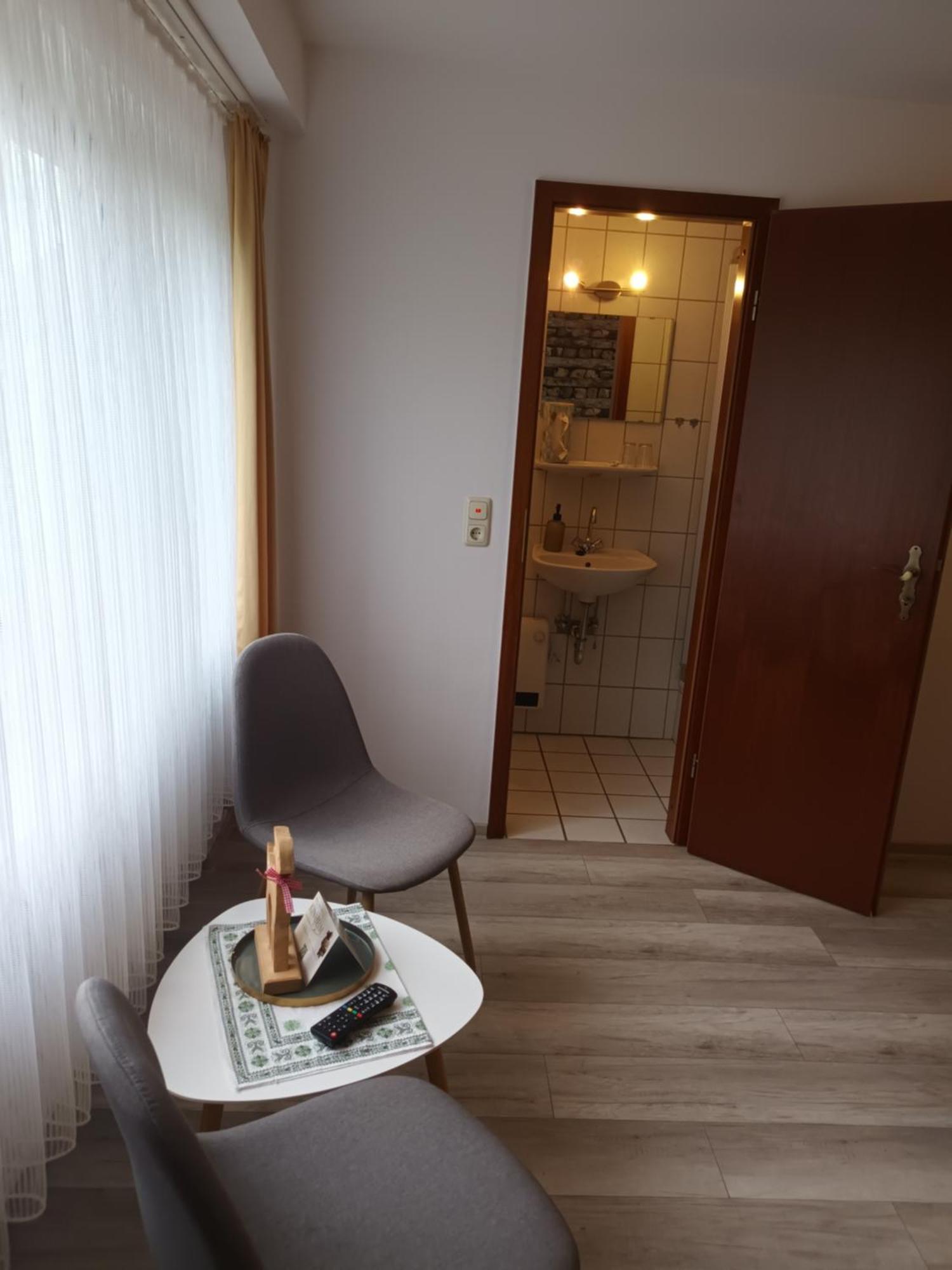 Gaestehaus A21 Kinheim Εξωτερικό φωτογραφία